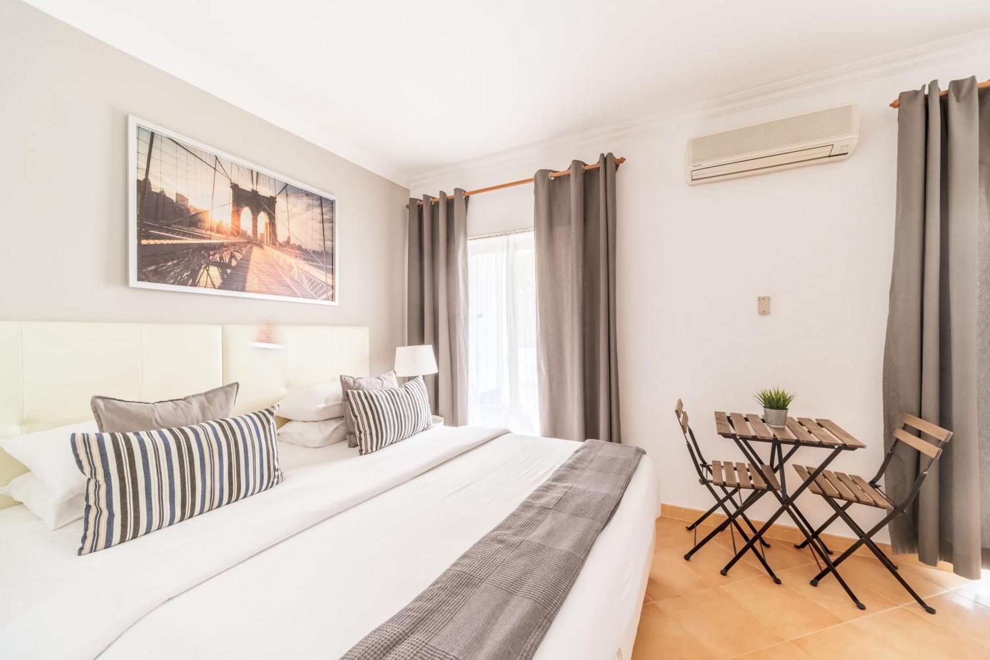 Oasis Beach Apartments Praia Da Luz Номер фото